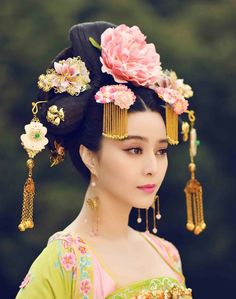 Traditional Chinese Head-Dress