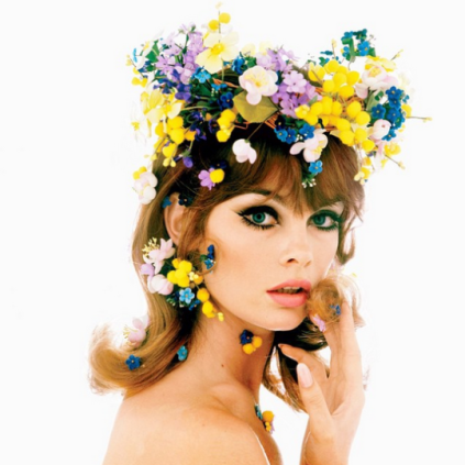Model Jean Shrimpton photographed in a flower crown for Vogue in 1965. (Photo: Instagram)